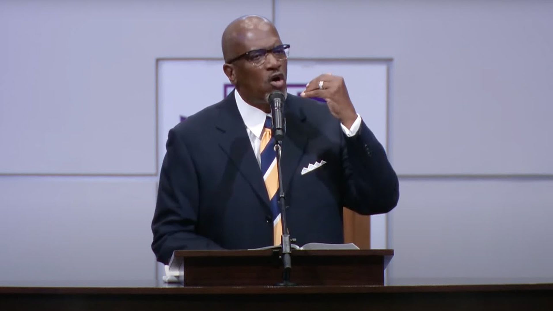 The Absolute Power Of Jesus, Pt.6 (John 9:1-25) - Rev. Terry K. Anderson