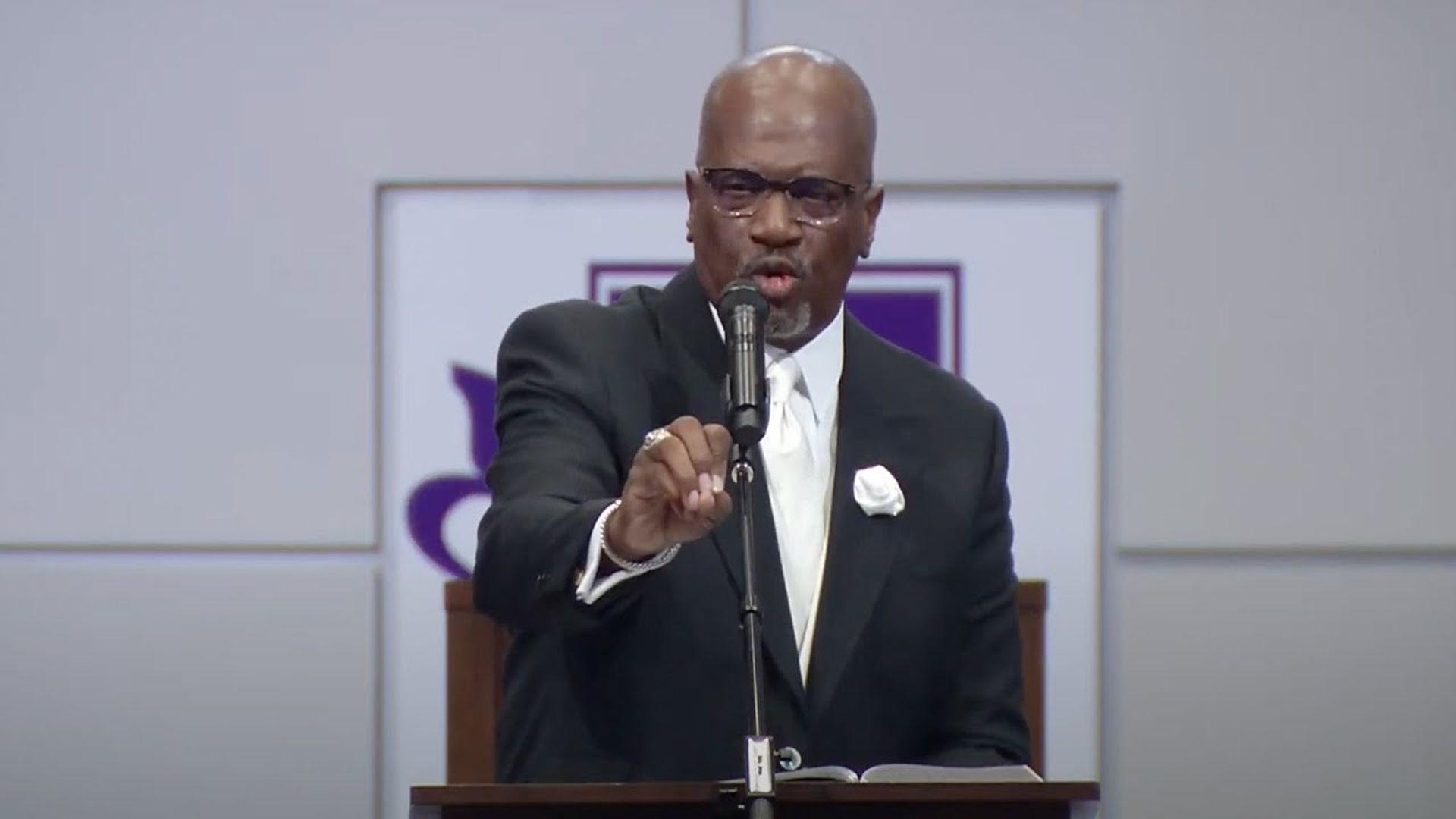 The Marks Of Kingdom Life (Luke 6:27-36) - Rev. Terry K. Anderson